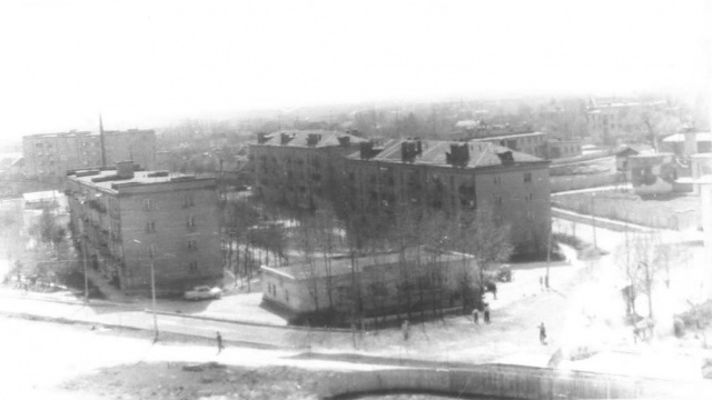 Можайск. Панорама ул.Павлова. 1977 г. (1) .  Фото из архива Е.Парфентьевой.