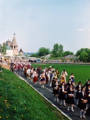 Фольклорный праздник в Можайске. Стадион "Спартак". 1986 г.  Фото Н.Никитина